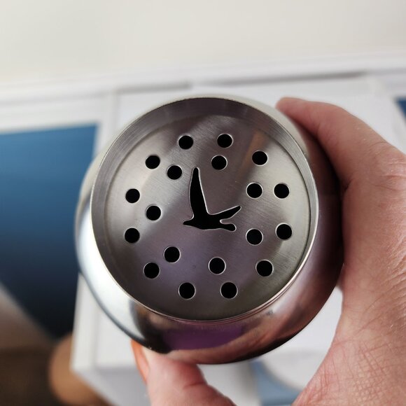 Grey Goose Stainless Steel Cocktail Shaker Barware - Picture 6 of 7